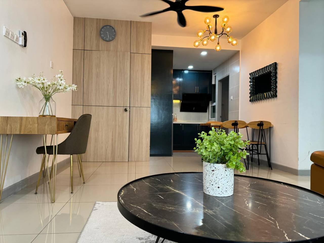 D'Ciella Homes- Sea View, Drawbridge & Ktcc Mall 쿠알라트렝가누 외부 사진