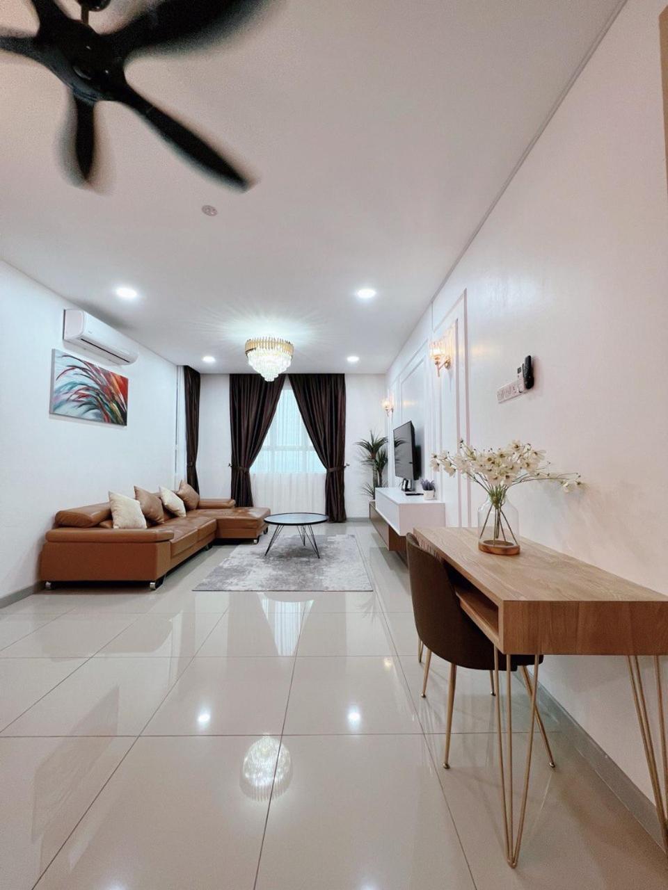 D'Ciella Homes- Sea View, Drawbridge & Ktcc Mall 쿠알라트렝가누 외부 사진