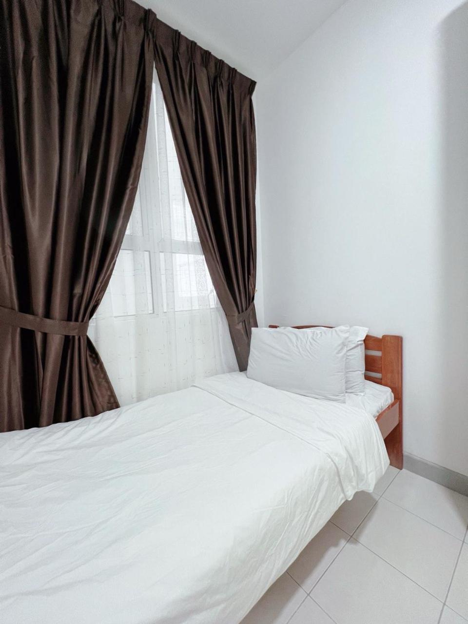 D'Ciella Homes- Sea View, Drawbridge & Ktcc Mall 쿠알라트렝가누 외부 사진