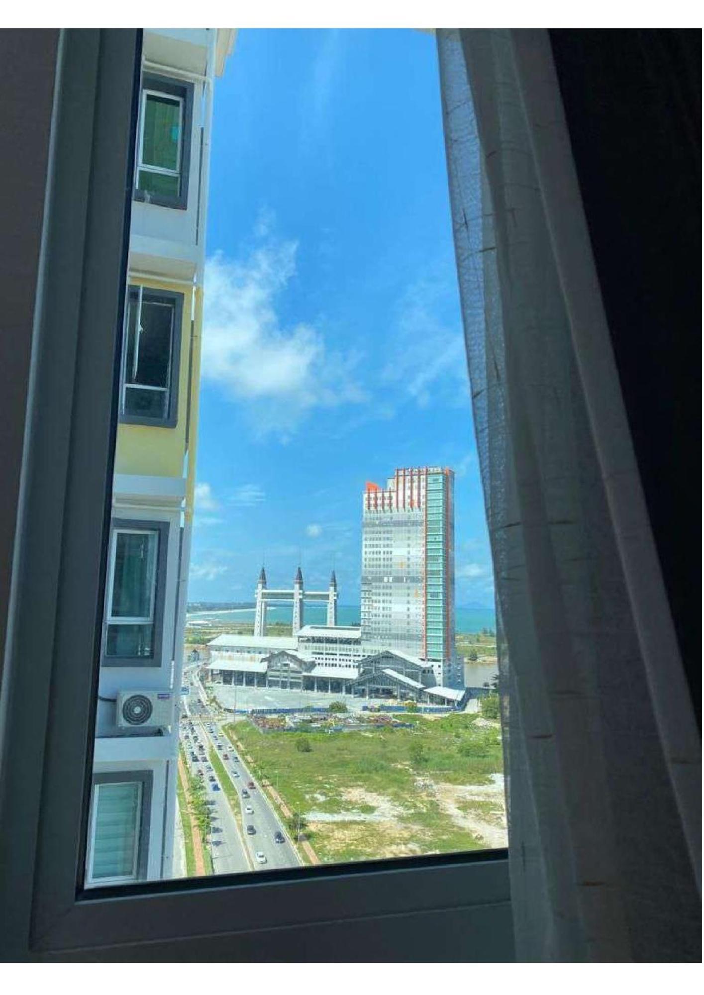 D'Ciella Homes- Sea View, Drawbridge & Ktcc Mall 쿠알라트렝가누 외부 사진